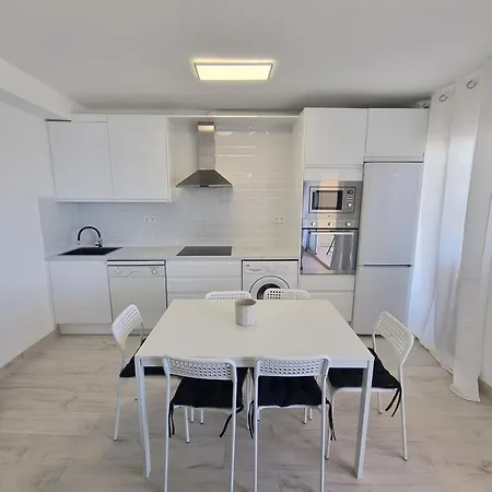 Daire La Caracola I Beachfront & Center Fuengirola