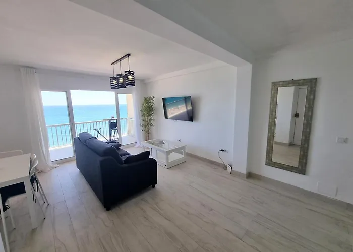 La Caracola I Beachfront & Center Fuengirola