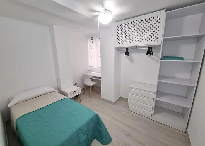 La Caracola I Beachfront & Center